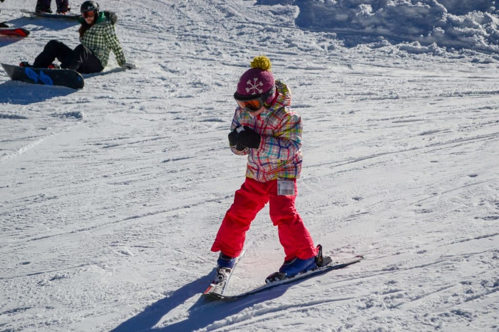 little girl skiing