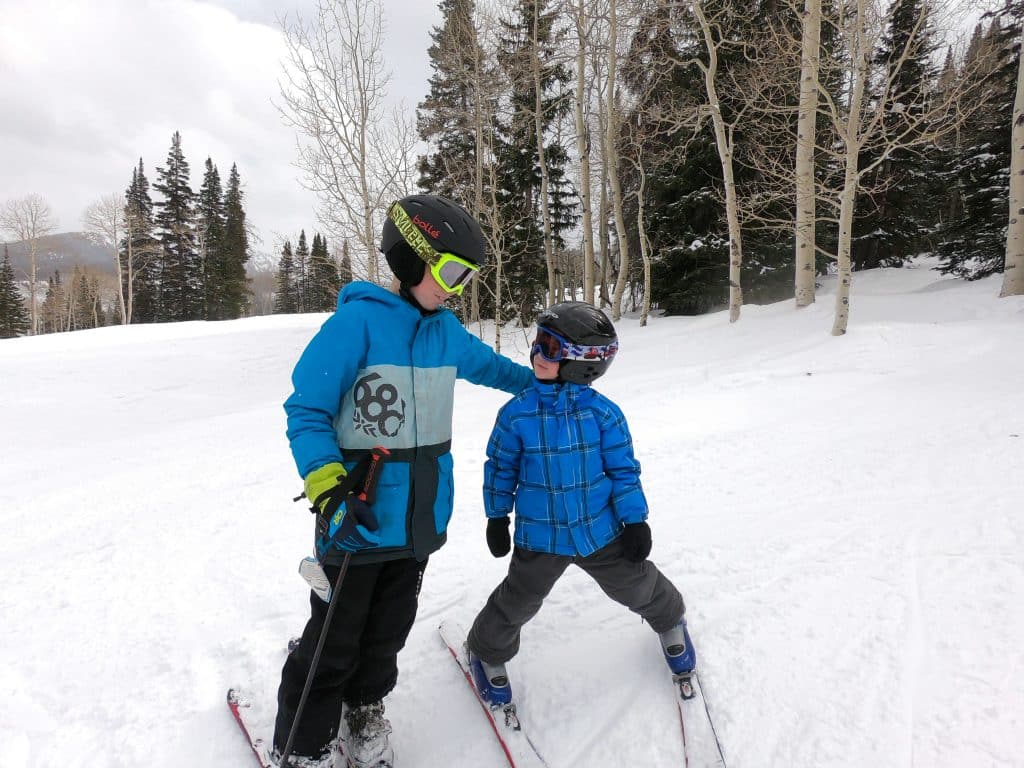 kids ski helmets