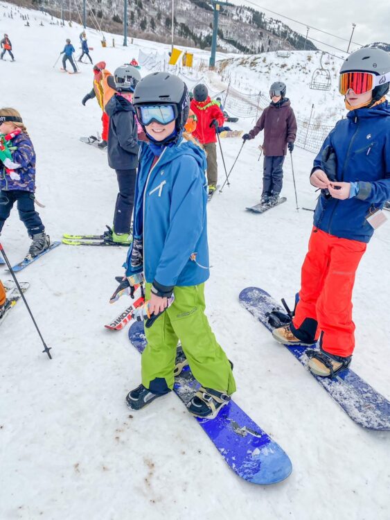 kids snowboarding at Nordic Valley