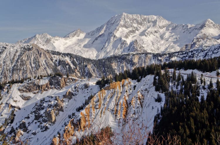 courchevel france skiing