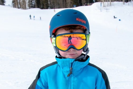 kids ski helmet that does not fit