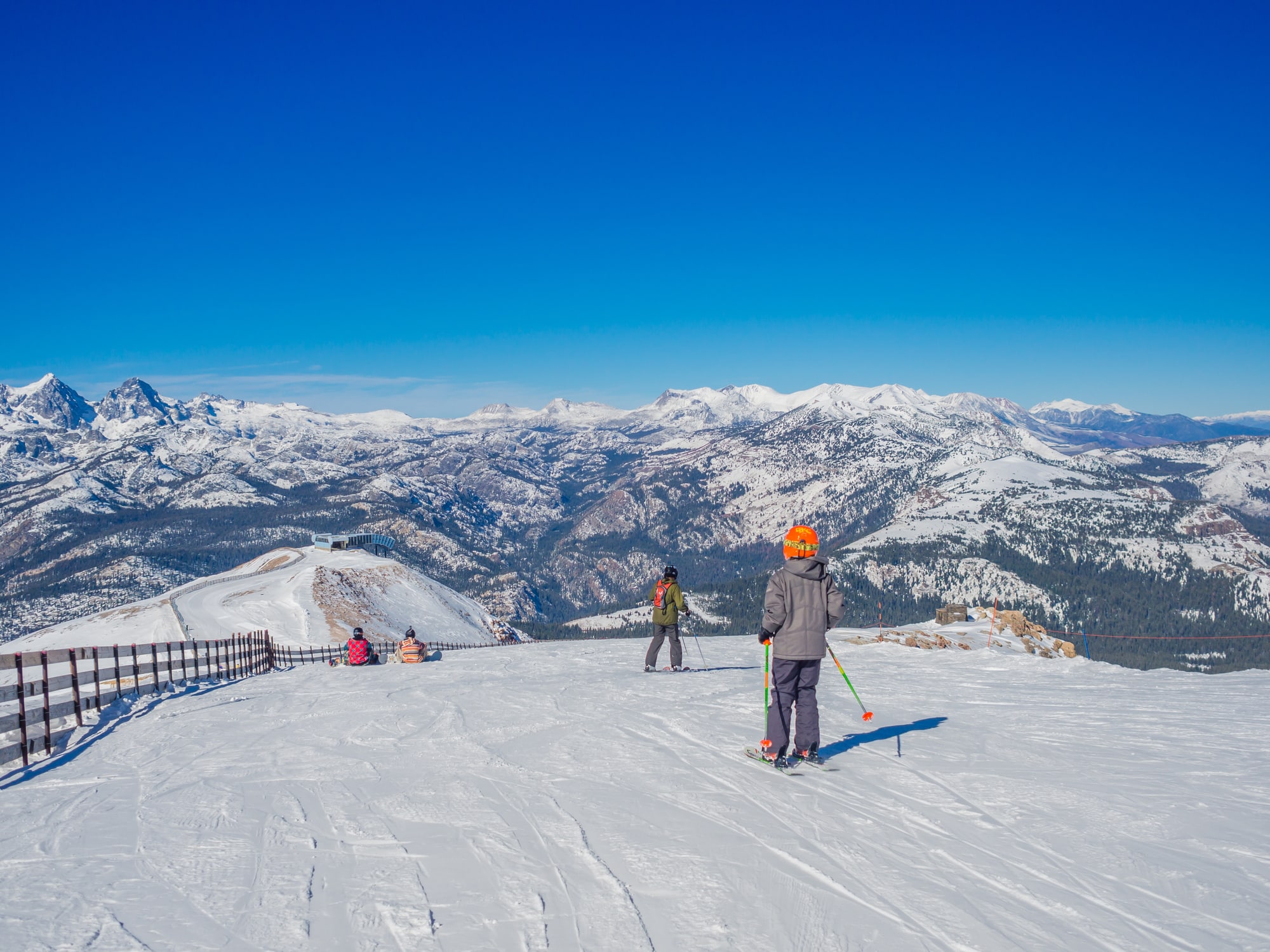 17 Best Ski Resorts For Beginners in the United States - Skiing Kids