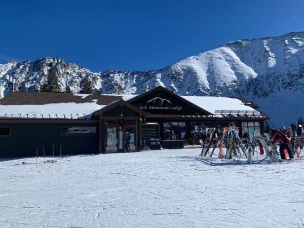 Arapahoe Ski Resort, Skiing