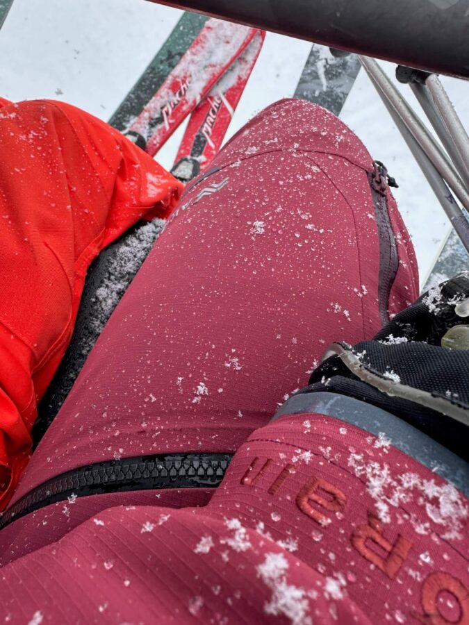 akova ski clothing review